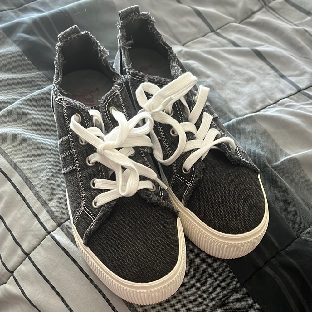 Women grey Sneakers
